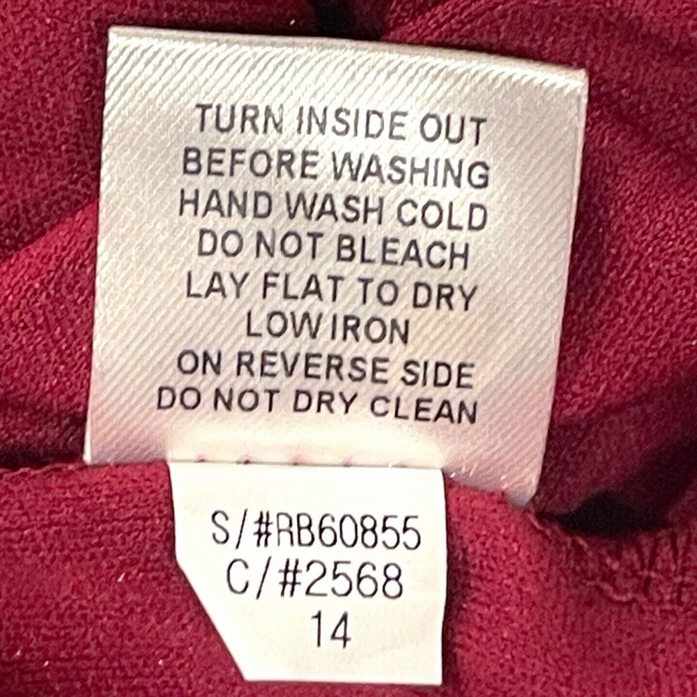 NWT Signature by Robbie Bee Womens XL Sheath Dress Red Velvet Split Bell Sleeve - Picture 11 of 16